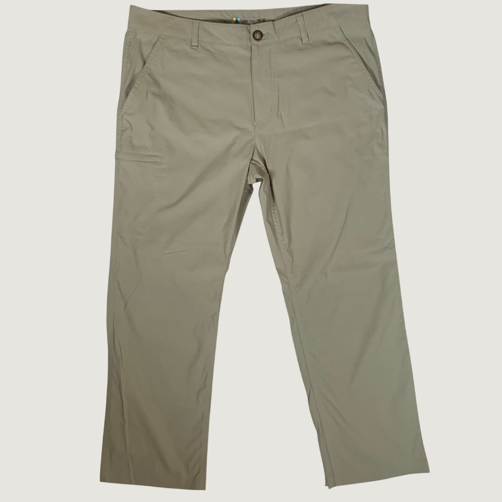 Unionbay UB Tech Pants Mens 38x30 Tan Excellent Classic Fit Performance Chino